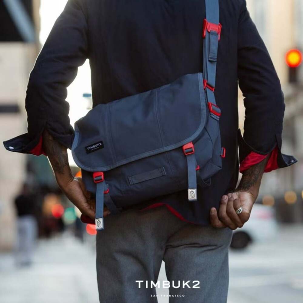 Timbuk2 Classic Messenger Bag Medium Black/Red